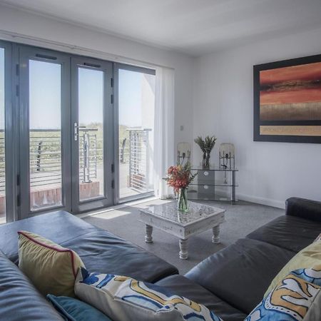 Maritime Quarter - 2 Bedroom Apartment - Sa1 Beach Front Fishermans Way スウォンジー エクステリア 写真